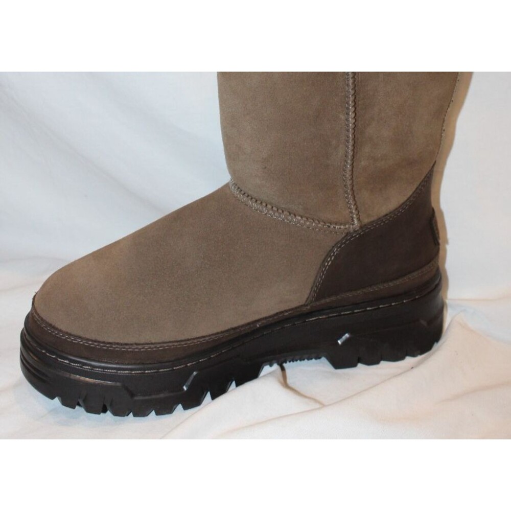 UGG CLASSIC TALL TRAILGAZER SUEDE BRAID WATERPROOF BOOTS WOMEN NIB HICKORY - Picture 9 of 9